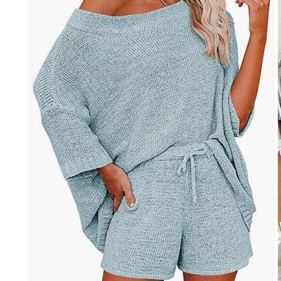 2 Piece Shorts & Top Sweater Set - Picture 5 of 7